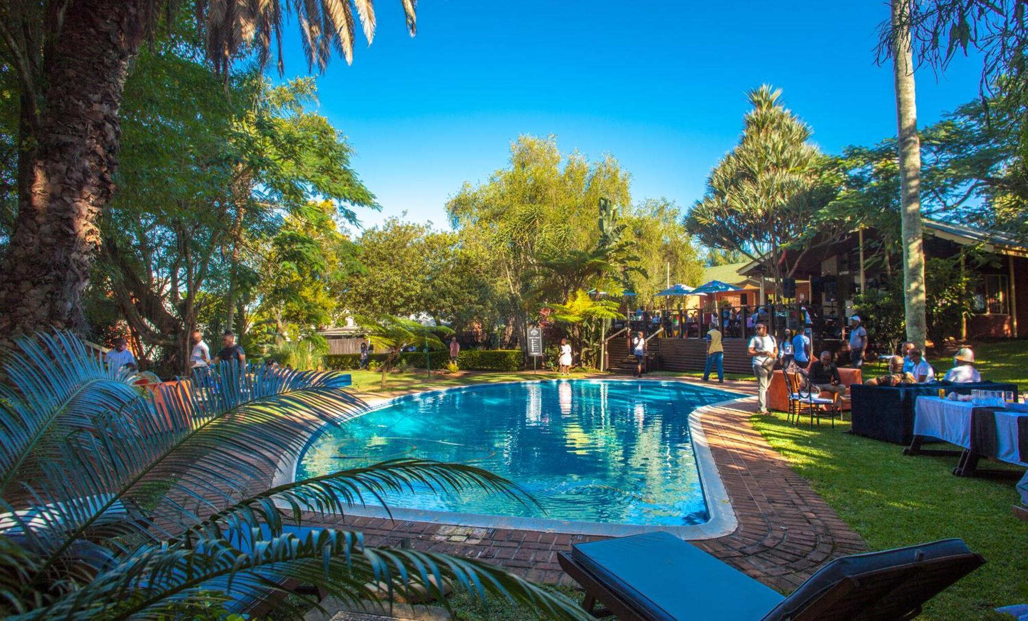 Hotel 247 @ White River Bagian luar foto